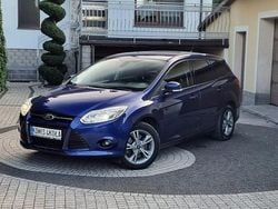 Niebieski ciemny (metalik) Używany 2014 Ford Focus Hatchback | 25 900 zł (Dobra cena)