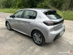 Szary (metalik) Używany 2021 Peugeot 208 Hatchback | 21 400 zł