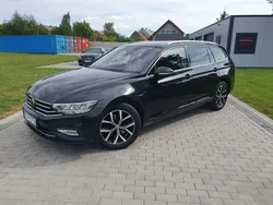Czarny Używany 2021 VW Passat Kombi | 77 500 zł (Dość drogi)