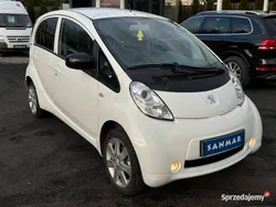 Biały Używany 2016 Peugeot iON Hatchback | 25 900 zł