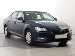 Niebieski Używany 2016 Skoda Superb Hatchback | 38 999 zł (Dobra cena)