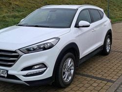 Biały Używany 2017 Hyundai Tucson Comfort SUV | 60 700 zł (Dobra cena)