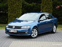 Niebieski Używany 2015 VW Jetta Sedan/Limuzyna | 42 900 zł (Uczciwa cena)