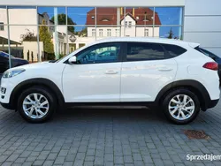 Biały Używany 2019 Hyundai Tucson SUV | 84 900 zł (Uczciwa cena)