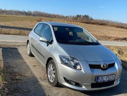 Srebrny Używany 2007 Toyota Auris Hatchback | 14 600 zł (Uczciwa cena)