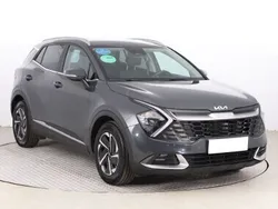 Szary Używany 2023 Kia Sportage 2 SUV | 117 999 zł (Drogi)