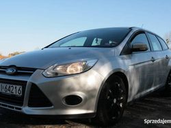 Srebrny Używany 2012 Ford Focus Kombi | 16 500 zł (Uczciwa cena)