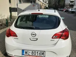 Biały Używany 2014 Opel Astra Hatchback | 21 000 zł (Dobra cena)