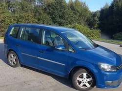 Niebieski Używany 2012 VW Touran Minivan | 29 500 zł (Dobra cena)