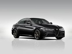 Lakier metalizowany czarny volcano black Nowe 2025 Alfa Romeo Giulia Sedan/Limuzyna | 231 500 zł (Uczciwa cena)