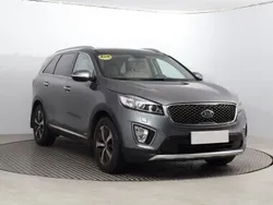 Szary Używany 2016 Kia Sorento SUV | 81 499 zł (Uczciwa cena)