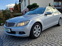 Srebrny (metalik) Używany 2010 Mercedes C200 Sedan/Limuzyna | 23 900 zł (Dobra cena)
