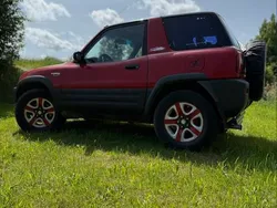 Czerwony Używany 1995 Toyota RAV4 SUV | 10 600 zł