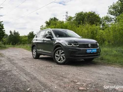 Szary Używany 2022 VW Tiguan SUV | 131 999 zł (Drogi)