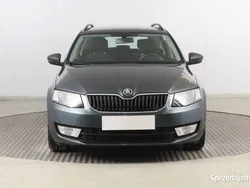 Szary Używany 2015 Skoda Octavia Kombi | 44 999 zł (Super Cena)