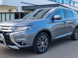 Szary Używany 2017 Mitsubishi Outlander SUV | 57 500 zł (Dość drogi)