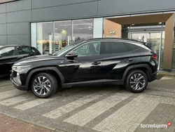 Czarny Używany 2022 Hyundai Tucson SUV | 114 900 zł (Dobra cena)
