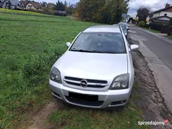 Srebrny Używany 2005 Opel Vectra Kombi | 3200 zł (Dobra cena)