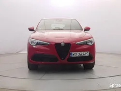 Czerwony Używany 2021 Alfa Romeo Stelvio Veloce SUV | 152 800 zł (Uczciwa cena)