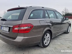 Mercedes E200