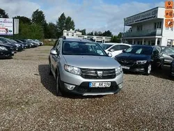 Srebrny (metalik) Używany 2015 Dacia Sandero Stepway Hatchback | 24 600 zł (Uczciwa cena)