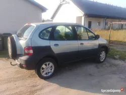 Zielony Używany 2001 Renault Scénic Minivan | 2400 zł (Uczciwa cena)
