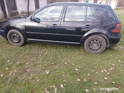 Czarny Używany 1998 VW Golf IV Sedan/Limuzyna | 3000 zł (Uczciwa cena)