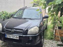 Czarny Używany 2008 Hyundai Tucson SUV | 8300 zł