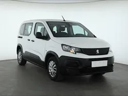 Biały Używany 2021 Peugeot Rifter Minivan | 54 999 zł (Uczciwa cena)