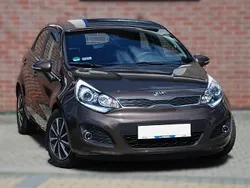 Brązowy Używany 2013 Kia Rio Hatchback | 25 900 zł (Uczciwa cena)