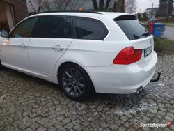 Używany 2011 BMW 330 Kombi | 36 000 zł (Dość drogi)