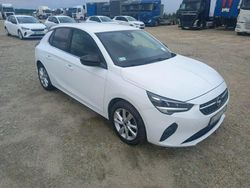Biały Używany 2022 Opel Corsa Hatchback | 38 376 zł (Dobra cena)