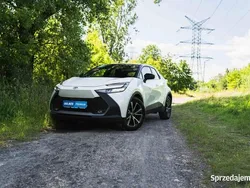 Biały Używany 2023 Toyota C-HR SUV | 126 999 zł (Dość drogi)