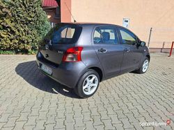 Grafitowy Używany 2009 Toyota Yaris Hatchback | 13 900 zł (Uczciwa cena)