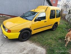 Żółtozłoty Używany 2001 VW Caddy Minivan | 5000 zł