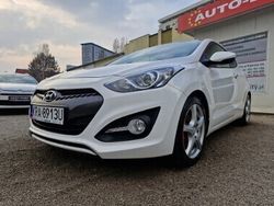 Biały Używany 2013 Hyundai i30 Coupe | 23 900 zł (Uczciwa cena)
