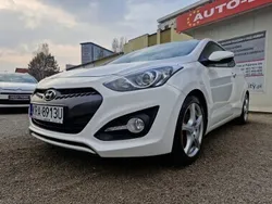 Biały Używany 2013 Hyundai i30 Coupe | 24 900 zł (Uczciwa cena)