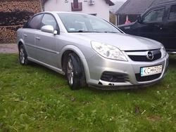 Srebrny Używany 2008 Opel Vectra Hatchback | 9200 zł