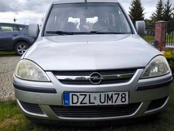 Srebrny Używany 2006 Opel Combo Minivan | 5900 zł (Uczciwa cena)