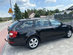 Czarny Używany 2015 Skoda Octavia Kombi | 32 600 zł (Super Cena)
