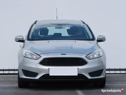 Srebrny Używany 2015 Ford Focus Kombi | 27 999 zł (Uczciwa cena)