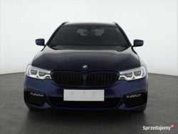 Niebieski Używany 2018 BMW 520 Kombi | 112 999 zł (Drogi)