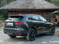 Czarny (metalik) Używany 2016 Jaguar F-Pace Portfolio SUV | 149 777 zł