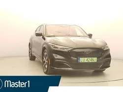Czarny Używany 2022 Ford Mustang Mach-E SUV | 169 700 zł