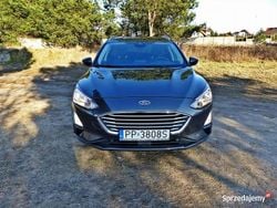 Szary (metalik) Używany 2018 Ford Focus Kombi | 52 990 zł (Uczciwa cena)