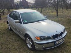 Srebrny Używany 2002 BMW 318 | 15 000 zł