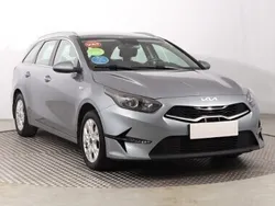Szary Używany 2022 Kia Ceed 2 Kombi | 70 999 zł (Uczciwa cena)