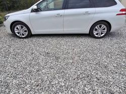 Używany 2015 Peugeot 308 Kombi | 27 800 zł (Uczciwa cena)