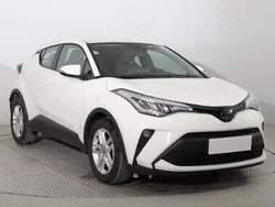 Biały Używany 2022 Toyota C-HR SUV | 94 999 zł (Dobra cena)