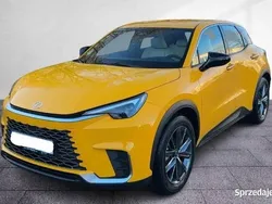 Żółty Nowe 2025 Lexus LBX SUV | 133 413 zł